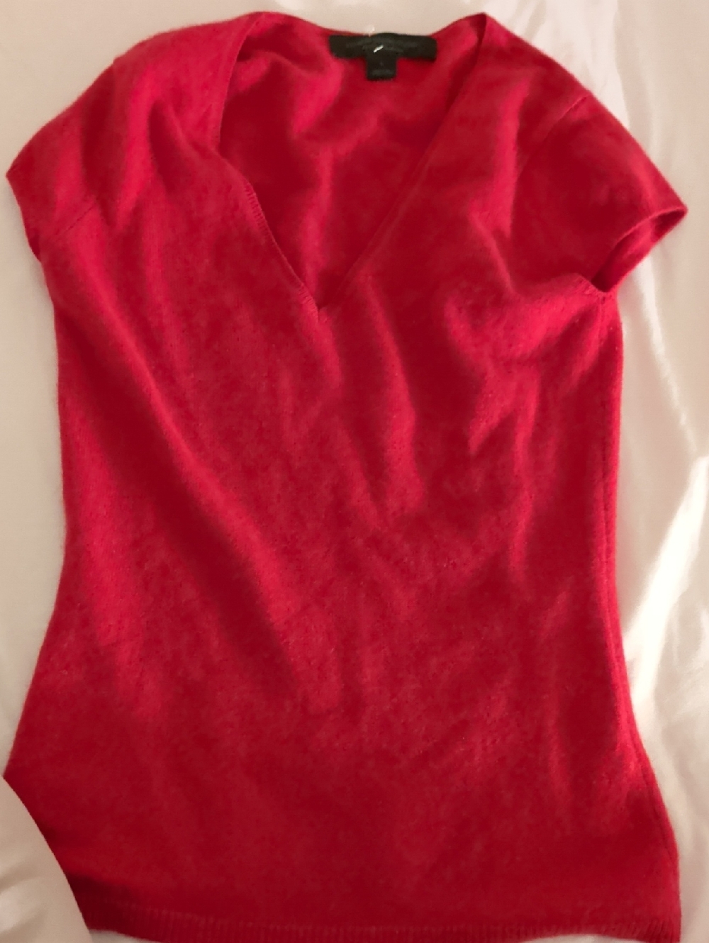 Express Short Sleeve V-Neck Tee in Bright Red